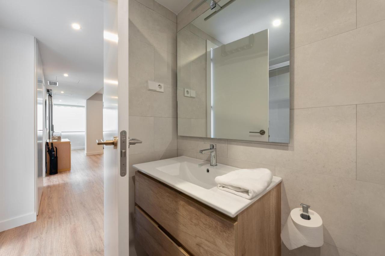 2 Bedroom 2 Bathroom Furnished - Salamanca - Bright & Stylish - Mintystay Appartement Madrid